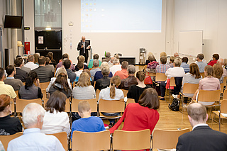 Hörsaalzentrum Foyer